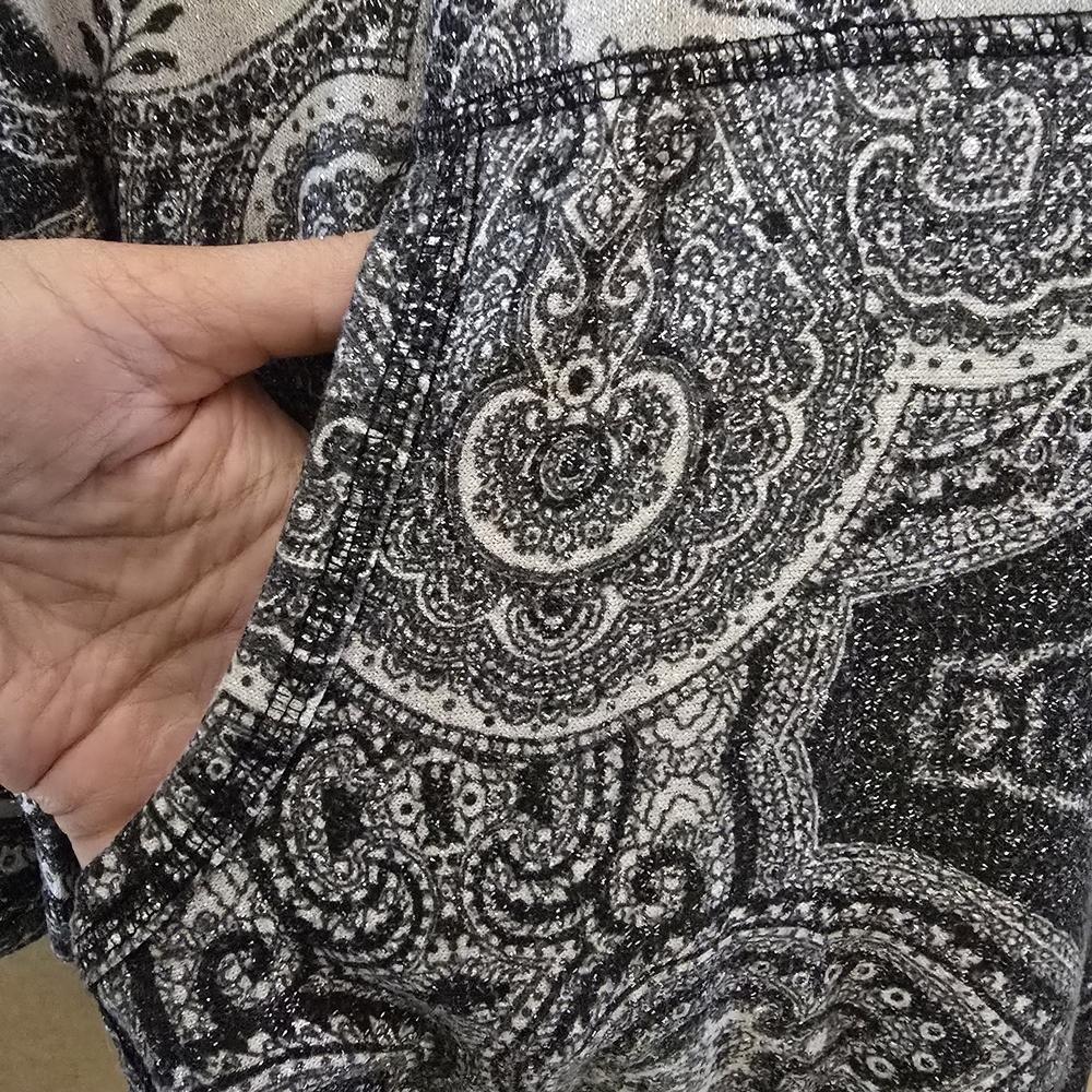 CJ Banks Patterned Sparkly Long Sleeve Top With Gems And Hood Size 1X 107 - Picture 5 of 11
